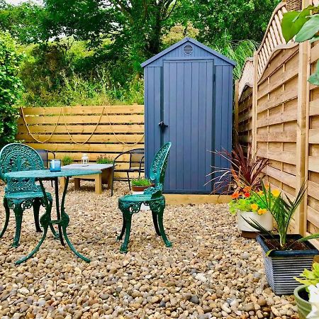Knocker Cottage Is A 3 Bedroom Made Up Of 1 Double Bedroom And 2 Small Double Bedrooms In Small Village 10 Min To Beaches Camborne Εξωτερικό φωτογραφία