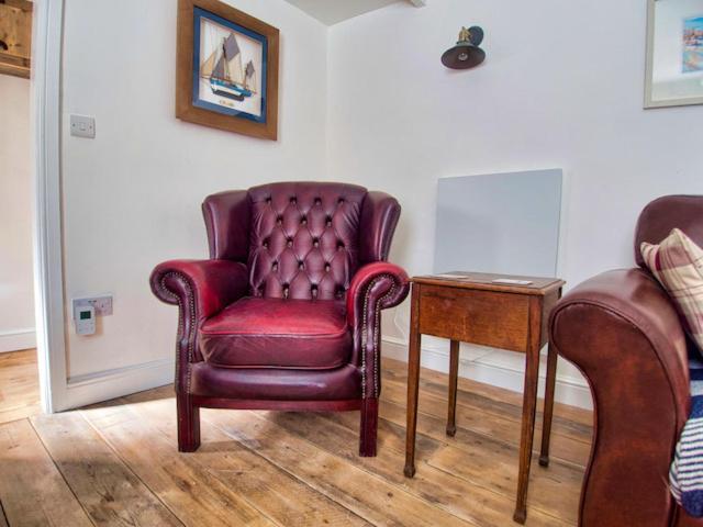 Knocker Cottage Is A 3 Bedroom Made Up Of 1 Double Bedroom And 2 Small Double Bedrooms In Small Village 10 Min To Beaches Camborne Εξωτερικό φωτογραφία