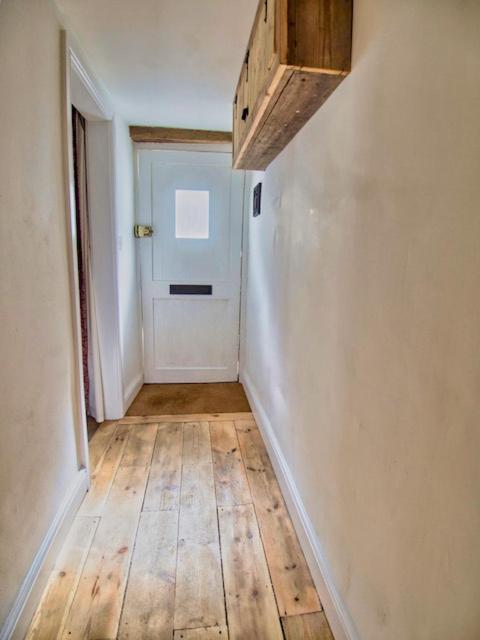 Knocker Cottage Is A 3 Bedroom Made Up Of 1 Double Bedroom And 2 Small Double Bedrooms In Small Village 10 Min To Beaches Camborne Εξωτερικό φωτογραφία
