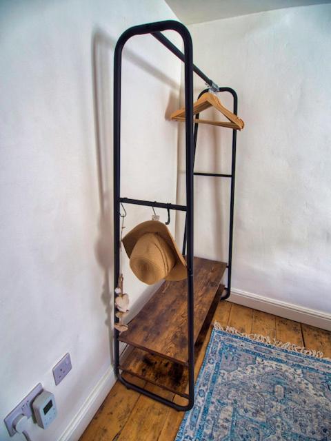 Knocker Cottage Is A 3 Bedroom Made Up Of 1 Double Bedroom And 2 Small Double Bedrooms In Small Village 10 Min To Beaches Camborne Εξωτερικό φωτογραφία