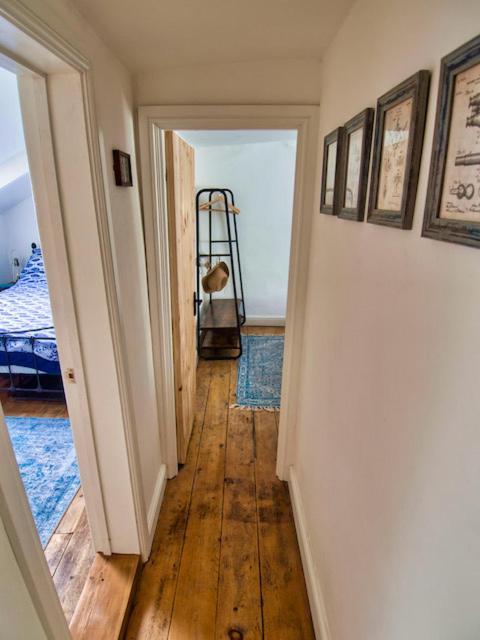 Knocker Cottage Is A 3 Bedroom Made Up Of 1 Double Bedroom And 2 Small Double Bedrooms In Small Village 10 Min To Beaches Camborne Εξωτερικό φωτογραφία